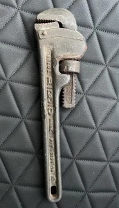 Vintage RIDGID 10” Pipe Wrench Ridge Tool Co. Elyria , USA - Picture 1 of 5