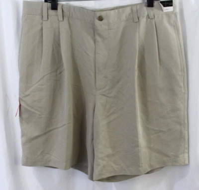 Consensus Golf Mens Beige Pleated Front Aerocool Khaki Golf Shorts 38 NWT - Image 1 of 4