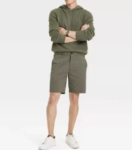 Men’s Tech Shorts 10.5" Inseam Mens Size 30 Olive Wrinkle Resistance Stretch NEW - Picture 1 of 17