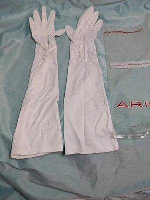 Guantes de noche 599 de colección blancos de 21" de largo de Aris Isotoner 100 % nailon Foto 1 de 4