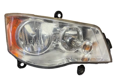 Оригинальная правая галогенная фара для Dodge Grand Caravan 2011-2020 годов выпуска #a7 - Изображение 1 из 4