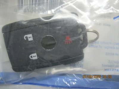 Genuine GM OEM 13577771 Remote Control Door Lock Transmitter Foto 1 de 3