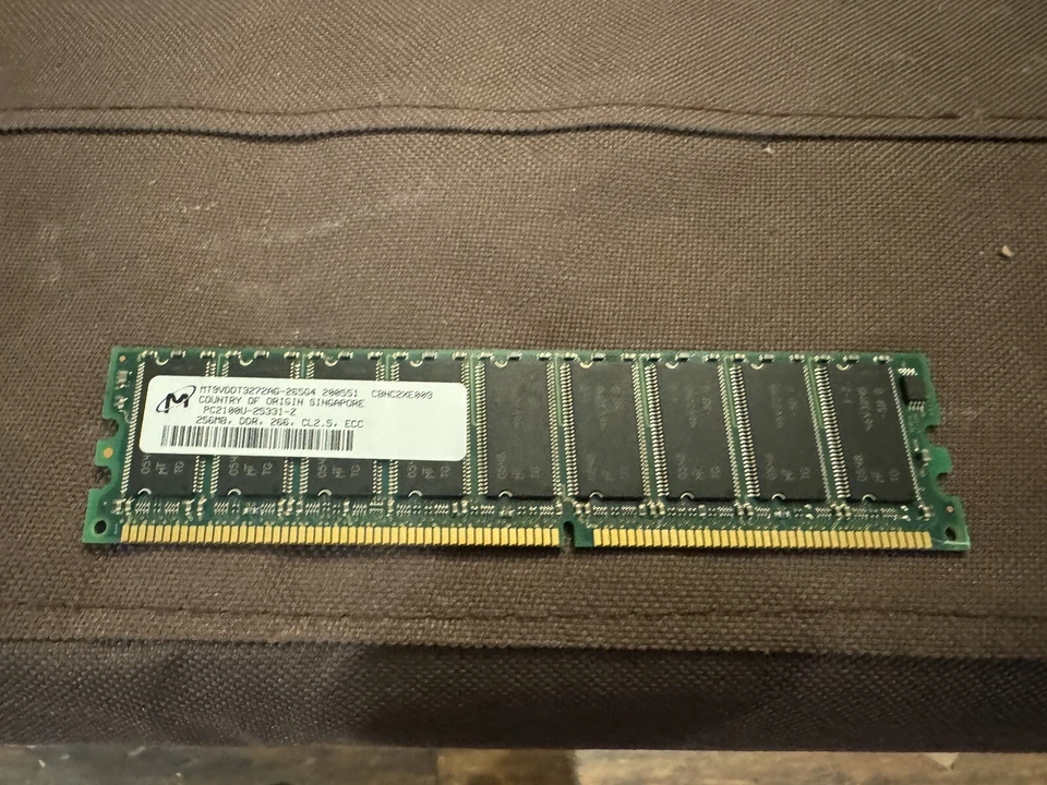 Micron 256MB PC2100 DDR-266MHz ECC DIMM Memory Module MT9VDDT3272AG-265G4 - Image 1 of 2