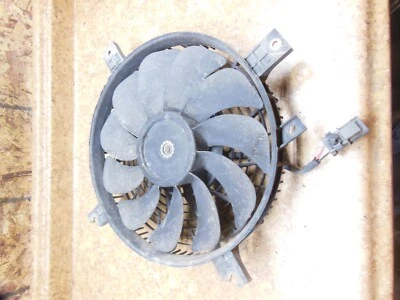 1999 Suzuki Vitara 2,0 л 2,0 л воздушный конденсатор кондиционер вентилятор двигателя охлаждения 99 - Изображение 1 из 2