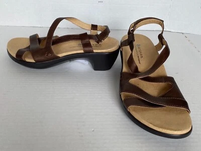 Sandalias Aravon By New Balance para mujer 7 informales punta abierta con cordones de cuero bronce Foto 1 de 4