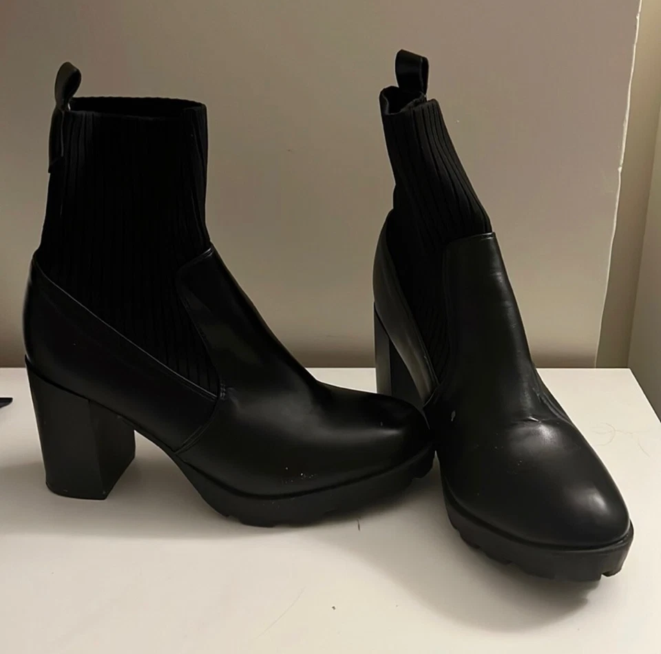 Catherines 黑色靴子 9 码全新 — 第 1/2 张图片