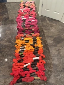 Lot Of 118 JP Coats Vintage Embroidery Thread Floss Multi Colors 6 Strand - Picture 1 of 6