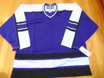 CAMISETA DE HOCKEY REEBOK AUTÉNTICA NCAA SANTA CRUZ CRUZADA BLANCA EN BLANCO TALLA 54 Foto 1 de 4