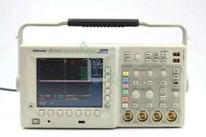 Tektronix TDS3034C Digital Oscilloscope 300 MHz 4 Channel 2.5 GS/s - Bild 1 von 1