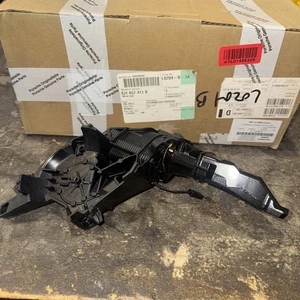 2020-2024 Porsche Taycan exterior mirror foot door left LHD 9J1857411B NEW - Picture 1 of 2