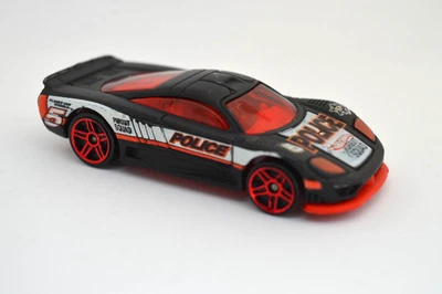 Hot Wheels 2003 157 Saleen S7 Police Pursuit Roll Patrol Series 57145 - Image 1 of 4