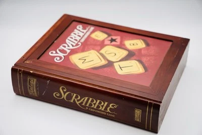 Scrabble Colección Vintage Estantería Caja Madera Edición 2005 Regalo Completo Foto 1 de 4