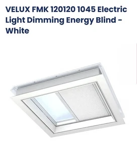 Genuine Velux FMK 120120 1045SWL Blind in White, brand new (in box) - Picture 1 of 3