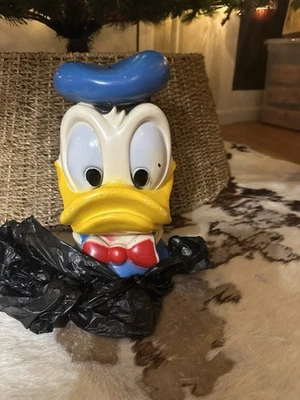 Plastic Donald Duck Piggy Bank With Stopper ‘ Has A Few Small Cracks ! - Image 1 of 2