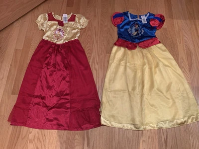 Lot Of 2 Girls Disney Princess Belle & Snow White Dresses Pajamas Costumes 5/6 - Image 1 of 4