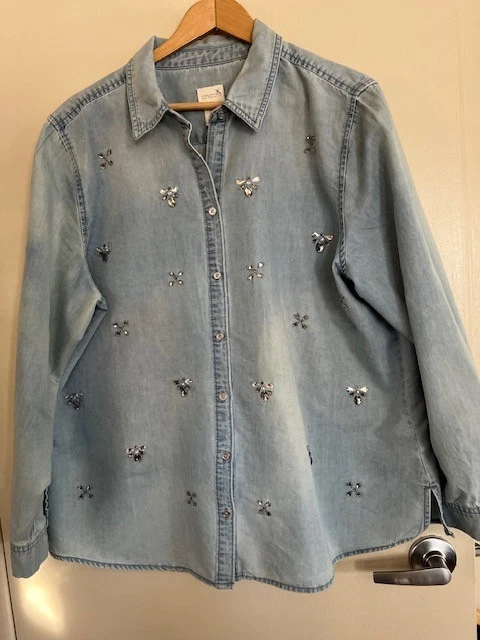 Camisa túnica Chicos talla 3 US XL denim envejecido algodón estrás cuentas abotonadas Foto 1 de 4