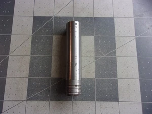 SBI 140-8010 Valve Guide 714GB222P2 714GB3103P2 Mack E6350 E9 EM9 E7-4 - Picture 1 of 4