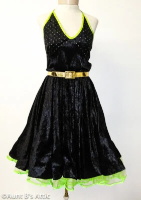 Pretty Witch Costume Sweet Sexy 4Pc Blk Velour Dress Crinoline Belt & Hat Sm/Md - Image 1 of 4