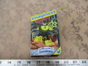 Imaginext DC Super Friends NEW Bat Tech Light up yellow lantern batman 04 4 toy - Picture 1 of 3