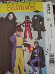 Jungen KOSTÜME 7-14 Schnittmuster McCall's M5952 UNCUT Racer Dracula Batman - Bild 1 von 5