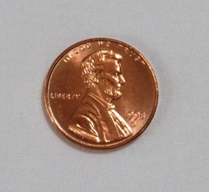 1998 D Uncirculated Lincoln Memorial Cent - Picture 1 of 10