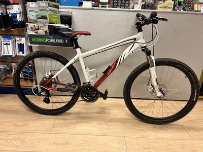 Bicicleta MTB Specialized Myka 26" Rueda 17" Cuadro Bicicleta de Paso Bajo Usada Foto 1 de 4