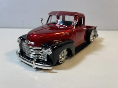 1953 Chevy 3100 Lowrider литая модель автомобиля: масштаб 1/24, новый без коробки от Welly - Изображение 1 из 4