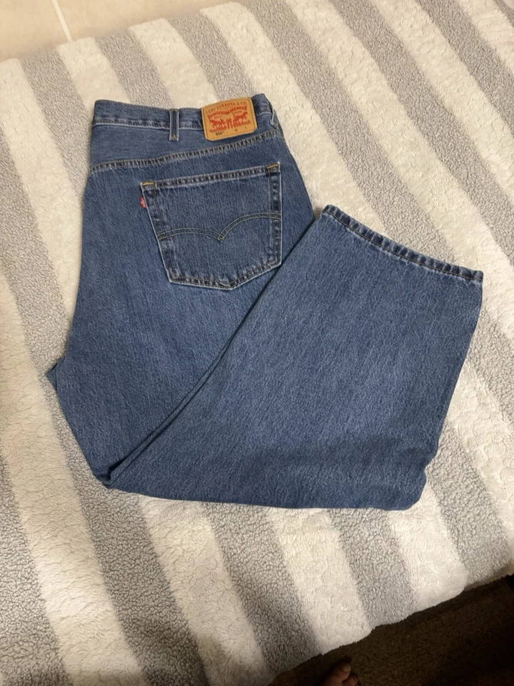 Levi's 550 Size 48x28 Medium Wash Relaxed Fit Jeans - EUC - Image 1 of 4