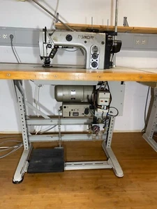 DÜRKOPP ADLER 374 Industrie-Nähmaschine, Starkstrom, Schnellnäher mit Puller - Bild 1 von 15