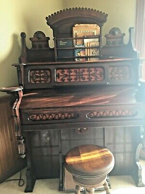 J. Estey Antique Pump Organ-very R@re • 800$