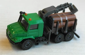 Majorette Mercedes-Benz Zetros Langholz-LKW mit Ladekran grün Truck Camion green - Picture 1 of 4