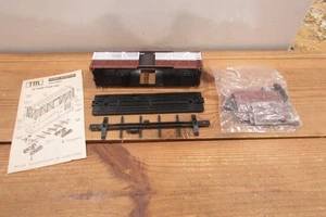 HO Scale Train Miniature 40' Wood Stock Car Kit Lot#5233 - Picture 1 of 5