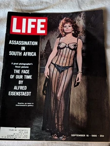 Vintage 1966 SOPHIA LOREN September 16 LIFE MAGAZINE Assassination South Africa - Picture 1 of 14