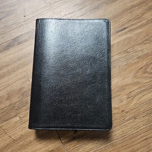 The Ryrie Study Bible New American Standard Red Letter Moody Press Leather Bound - Picture 1 of 8