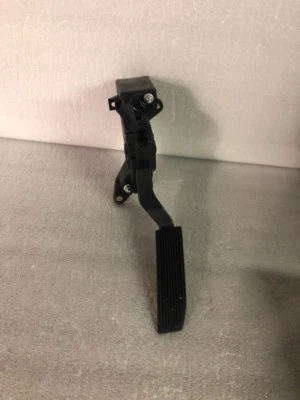 Sensor de viagem pedal a gás acelerador Jeep Grand Cherokee Commander 2008-2010 - Imagem 1 de 4