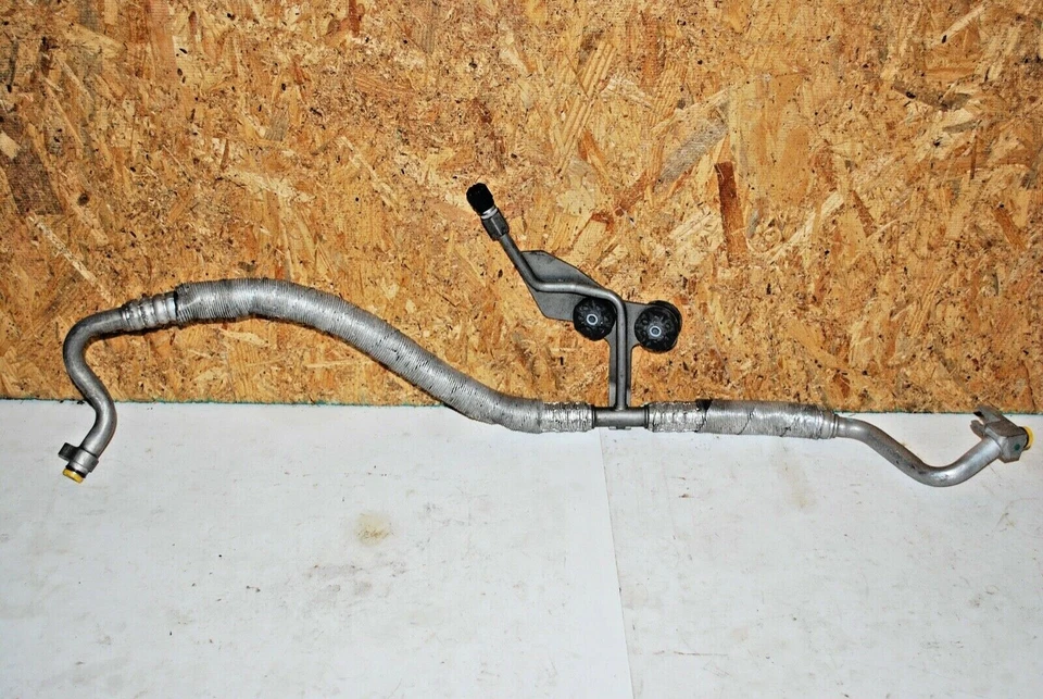 BMW 528i 2008-2010 manguera de aire acondicionado OEM Foto 1 de 4