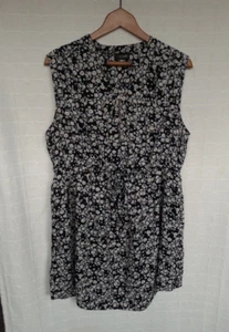 Vestido de verano YOURS blanco y negro con estampado de flores talla 22 - Imagen 1 de 7