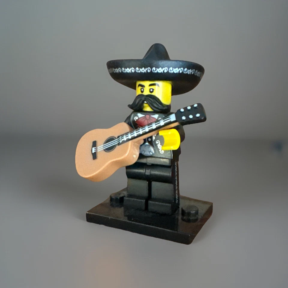 LEGO Mariachi CMF 71013 Serie 16 minifigura Foto 1 de 3