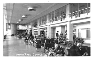 Sala d'attesa Seattle-Tacoma WA Aeroporto Internazionale "Foto di Ellis" RPPC - Foto 1 di 2