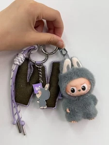 THE MONSTERS Pin for Love Series Letter And Vinyl Plush "W" Pendant Together NEW - Picture 1 of 2