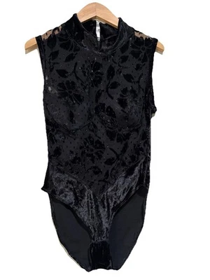 Bodysuit floral vintage Gold Label Victoria Secret pescoço falso veludo uísmigodo G - Imagem 1 de 4