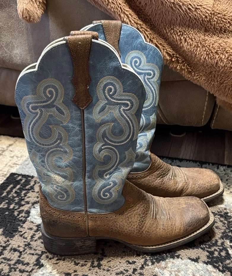 Ariat Ladies Quickdraw Western Boot Oiled Rowdy size 7.5 B - Image 1 of 4