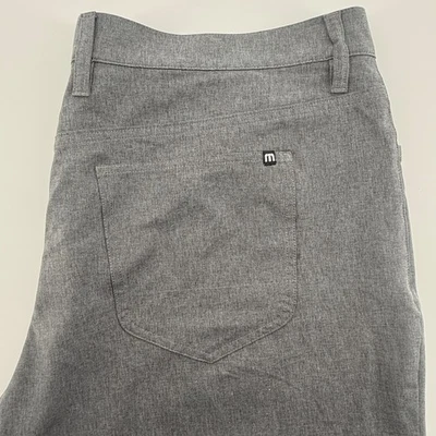Pantalones de golf Travis Mathew para hombre grises elásticos de rendimiento talla 40 Foto 1 de 4