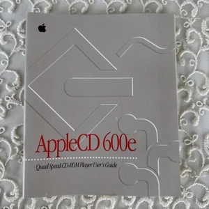 Apple CD 600e Quad-Speed CD-ROM Player User's Guide 1995 | 030-7197-A - Picture 1 of 8