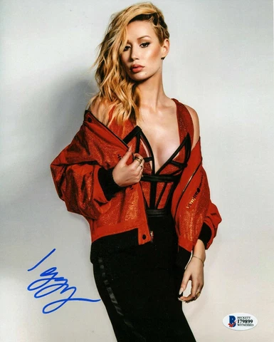 Iggy Azalea Signed * 8x10 Photo  Autograph Beckett BAS WITNESSED COA Cover