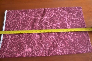 By 1/2 Yd, Vintage, Pink Splatters on Red Quilt Cotton, Blank Textiles/1997,N552 - Picture 1 of 5