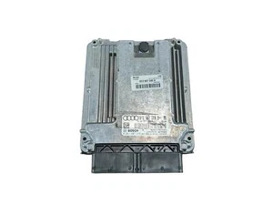 2013 --- Audi RS5 --- Módulo de control informático del motor ECU 4,2 L CFSA 8T2907560B - Imagen 1 de 3