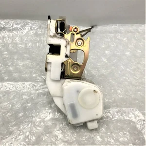 Door Latch Front Left for Mitsubishi PAJERO SHOGUN SPORT K96W MK1 3.0 - Picture 1 of 10