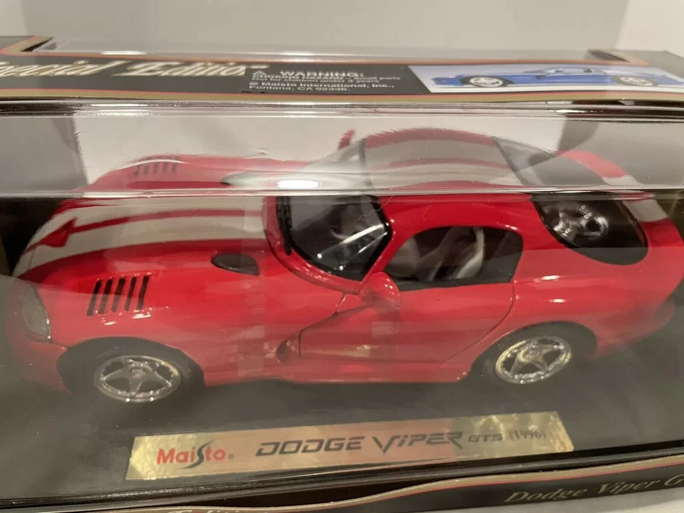 Maisto Special Edition, 1996 Dodge  Viper  GTS , Diecast Model, Red, New But... - Image 1 of 1