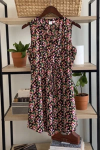 Gap Floral V-neck Tie Waist Dress w/Pockets, XS - Picture 1 of 9